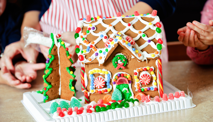 gingerbreadhouse stock (3)
